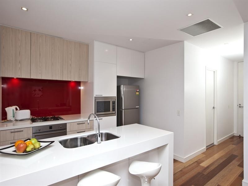 102/17 Honeysuckle Drive, Newcastle NSW 2300