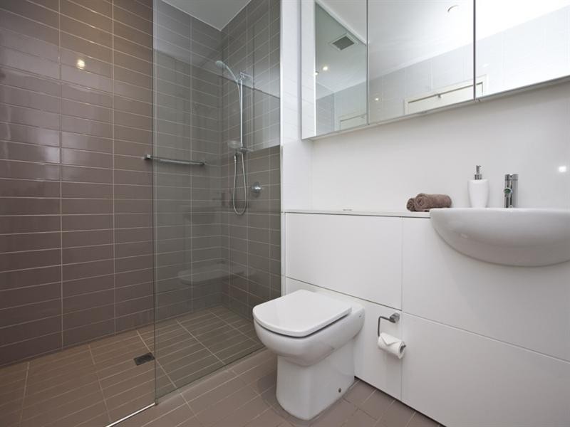 102/17 Honeysuckle Drive, Newcastle NSW 2300