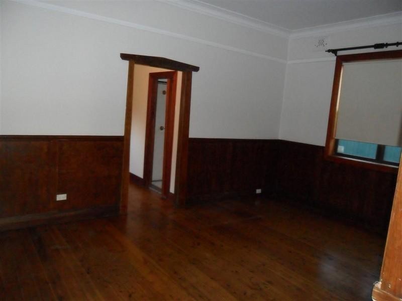 12 Gosford Road, Broadmeadow NSW 2292