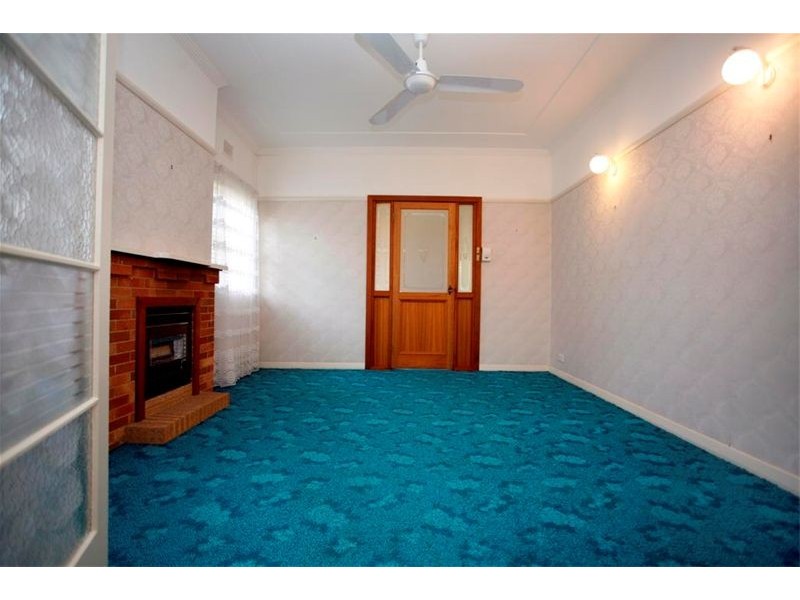 1 Collins Street, Georgetown NSW 2298