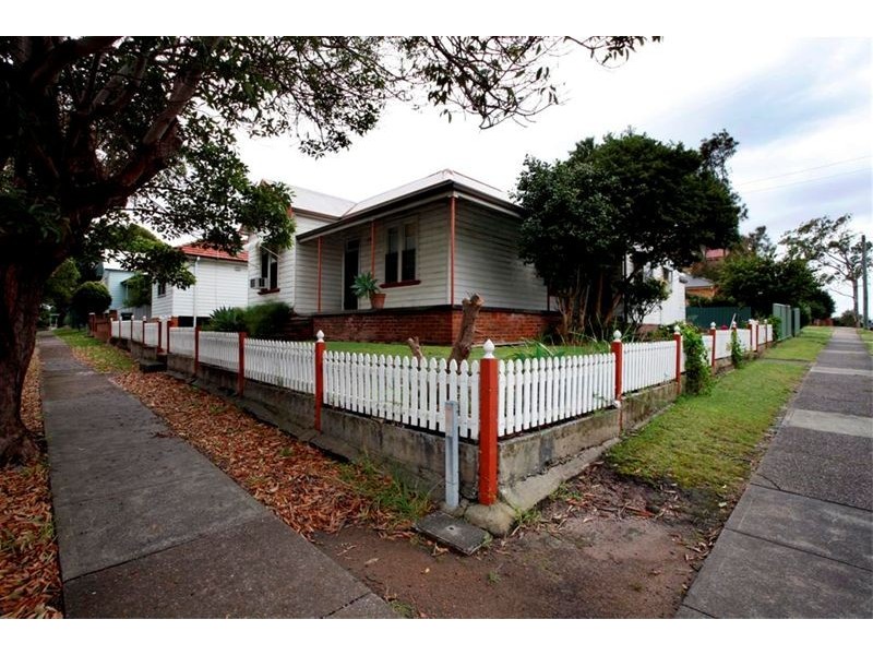 25 Blackall Street, Broadmeadow NSW 2292