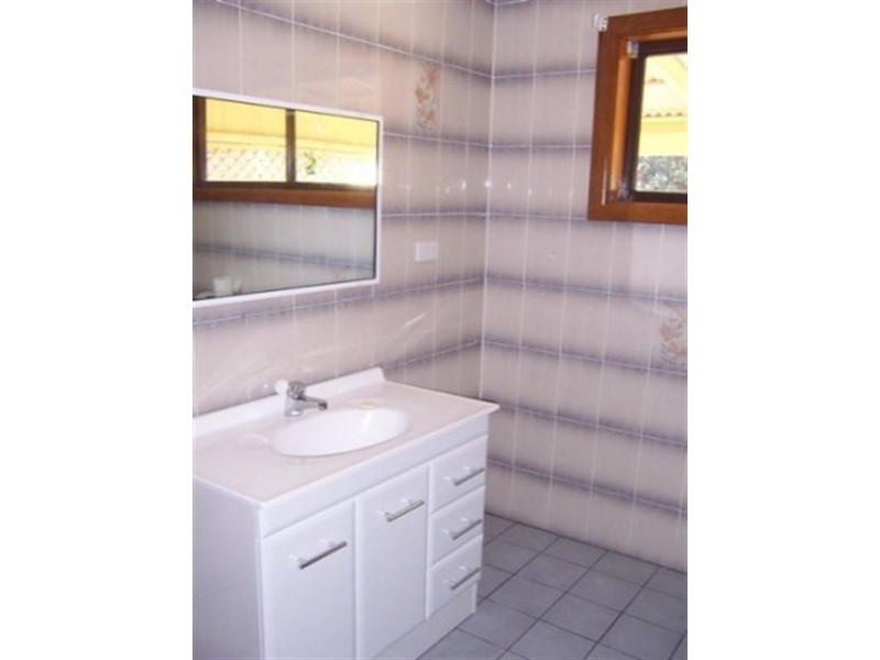 13 Samdon Street, Hamilton NSW 2303