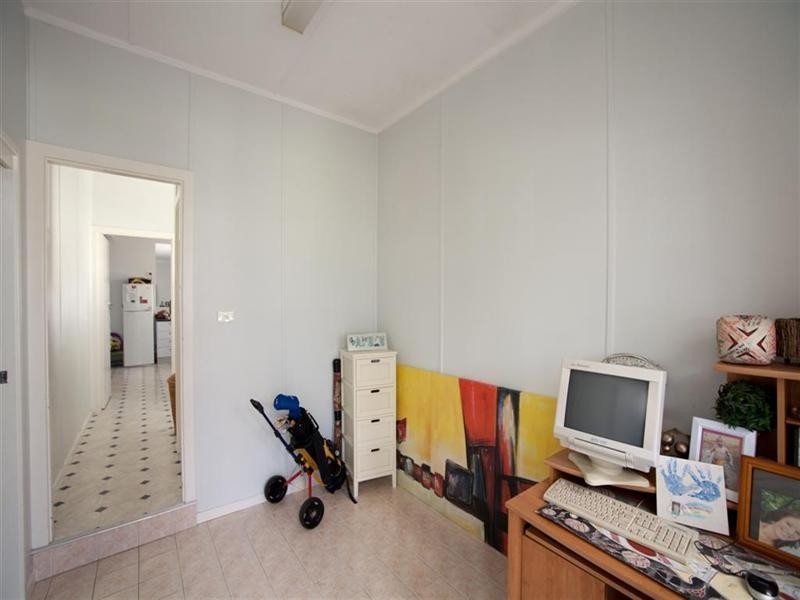 386 Sandgate Road, Shortland NSW 2307