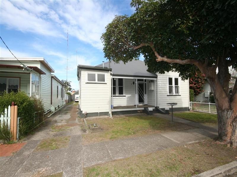 31 Everton Street, Hamilton NSW 2303