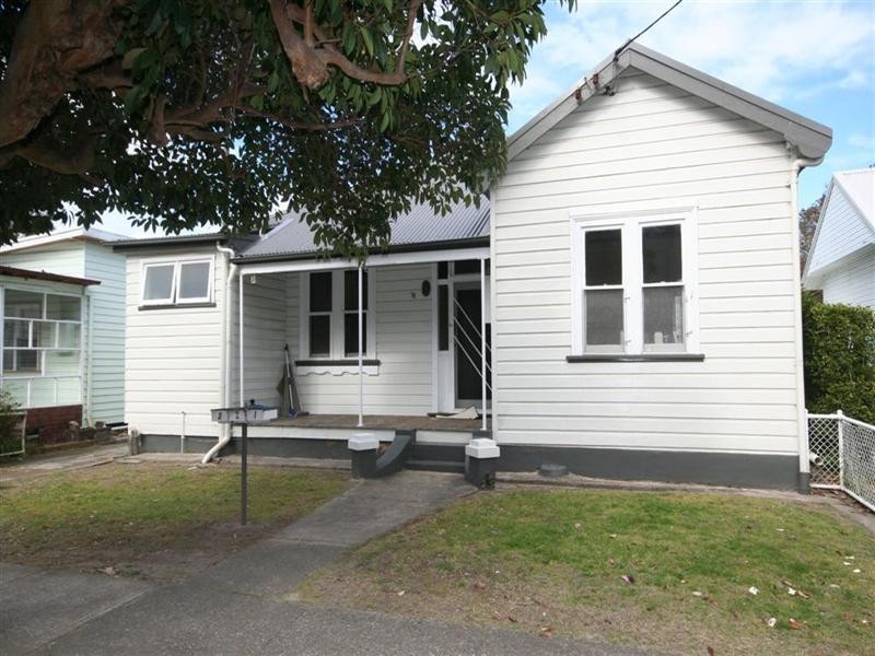 31 Everton Street, Hamilton NSW 2303