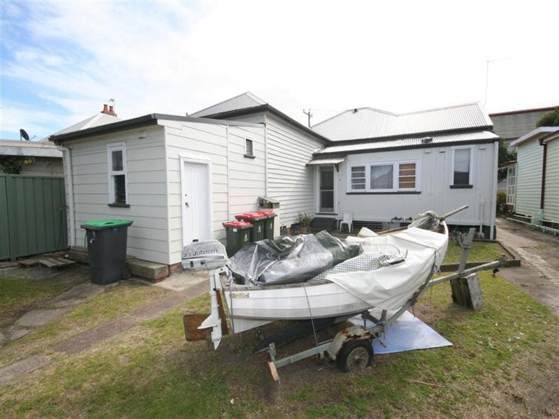 31 Everton Street, Hamilton NSW 2303