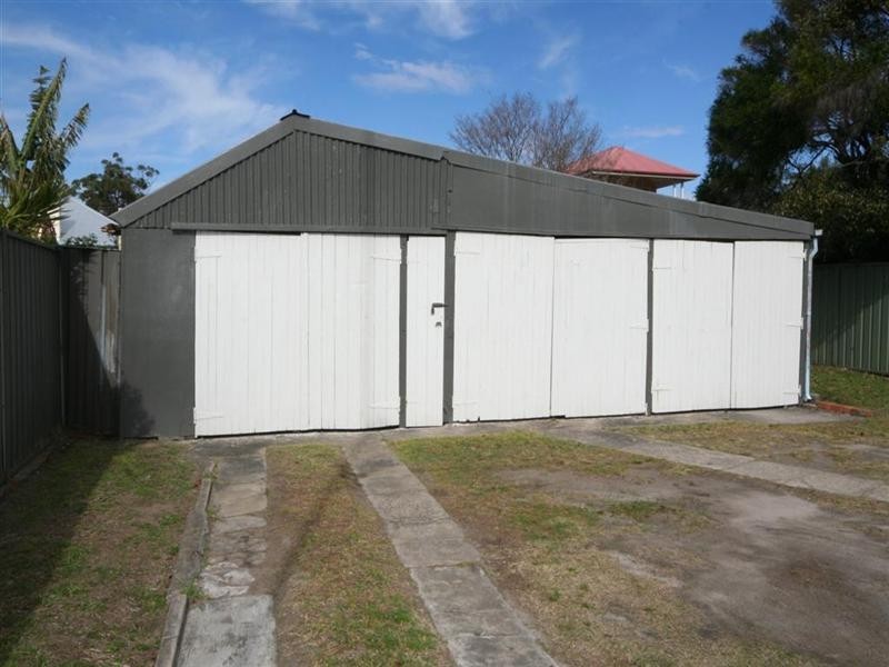 31 Everton Street, Hamilton NSW 2303