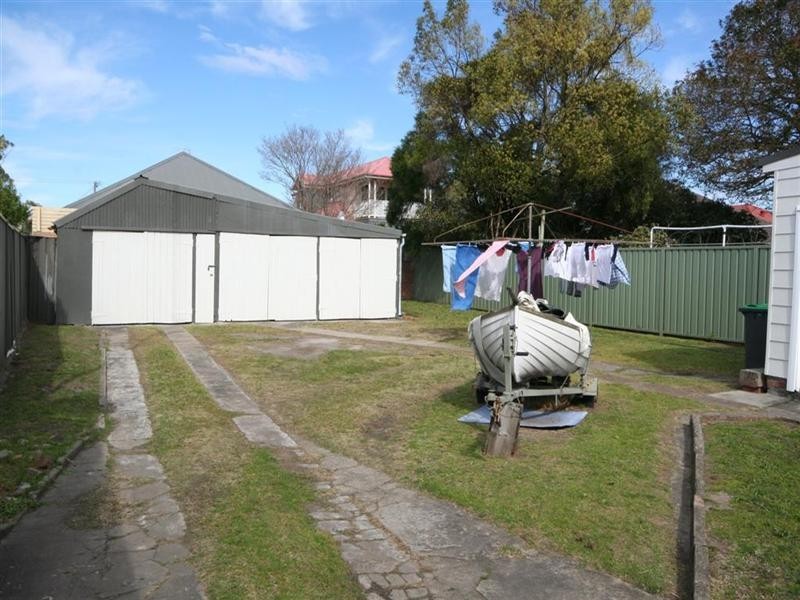 31 Everton Street, Hamilton NSW 2303