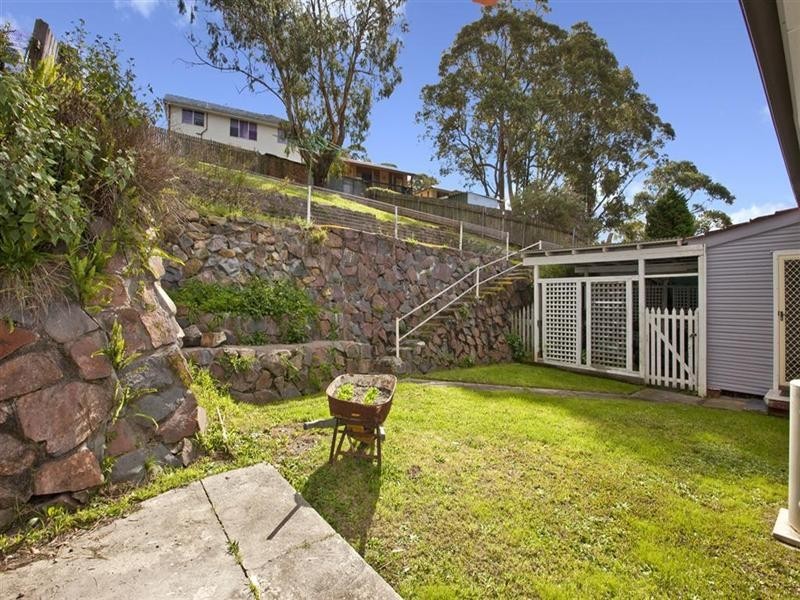 34 Kirkdale Drive, Kotara South NSW 2289
