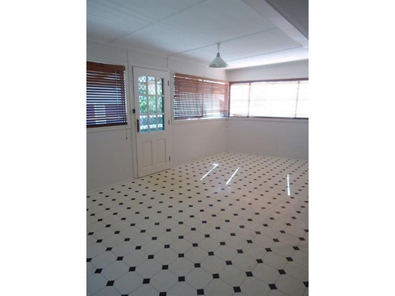 14 Fourth Street, Adamstown NSW 2289