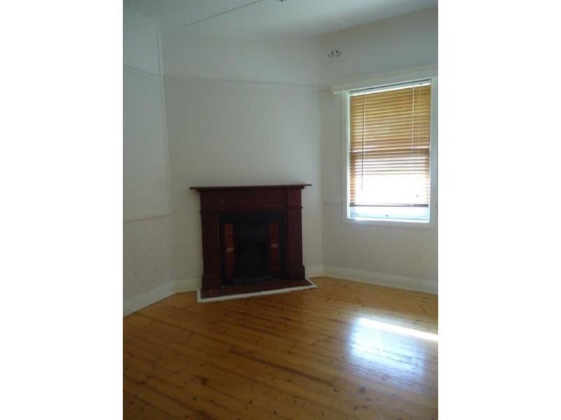 14 Fourth Street, Adamstown NSW 2289