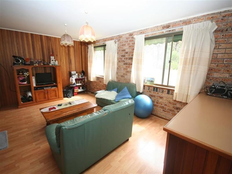 19 Brownes Road, Salt Ash NSW 2318