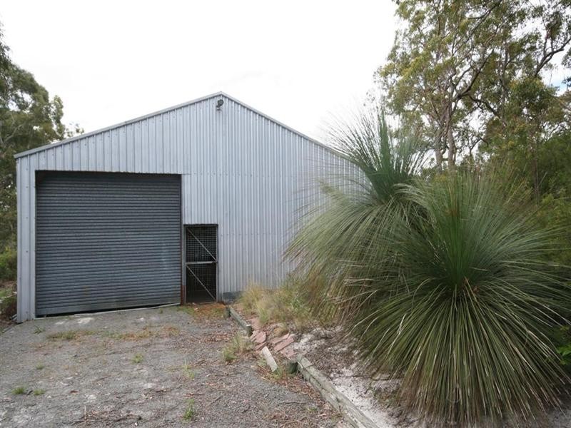 19 Brownes Road, Salt Ash NSW 2318