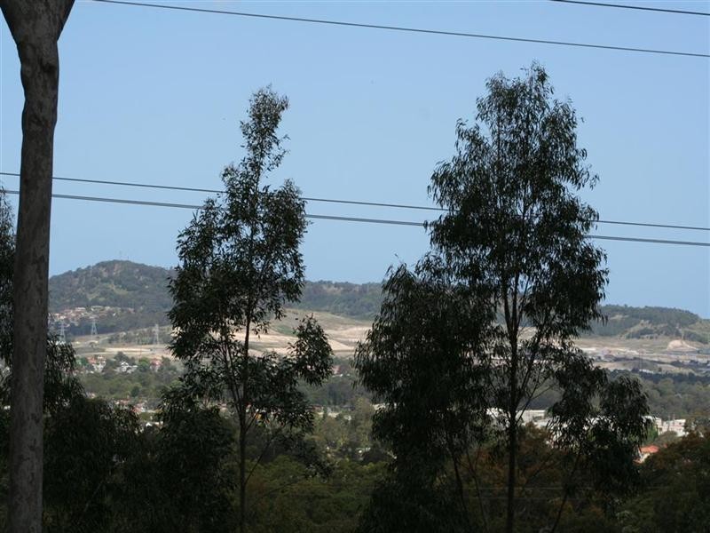 3 Hanover Road, Cameron Park NSW 2285