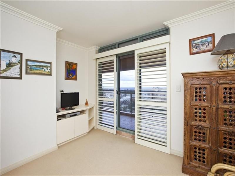 902/26 Pacific Street, Newcastle NSW 2300