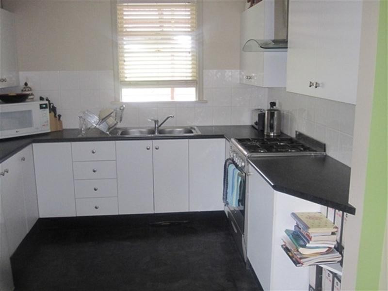 14 Alder Crescent, Gateshead NSW 2290