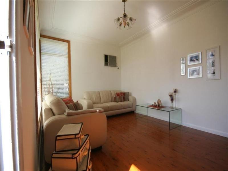 13 Coronation Street, Waratah West NSW 2298