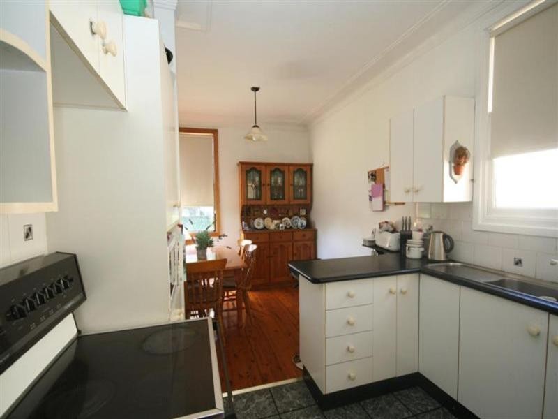 13 Coronation Street, Waratah West NSW 2298