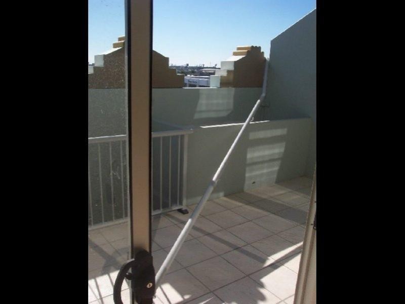 205/5 Tudor Street, Newcastle NSW 2300