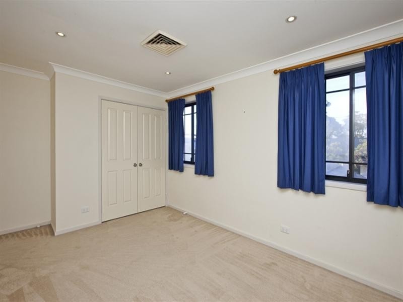 80 Cleary Street, Hamilton NSW 2303