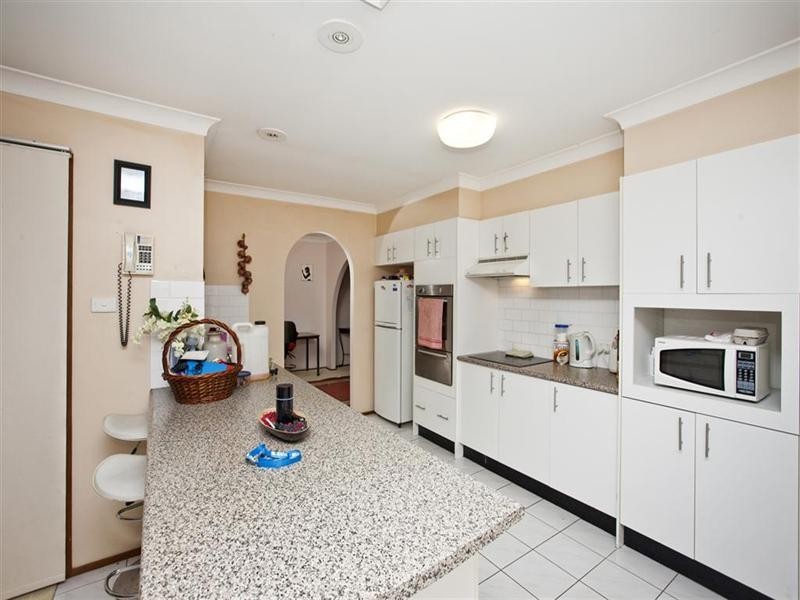 1 The Courtyard, Eleebana NSW 2282