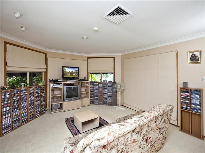 1 The Courtyard, Eleebana NSW 2282