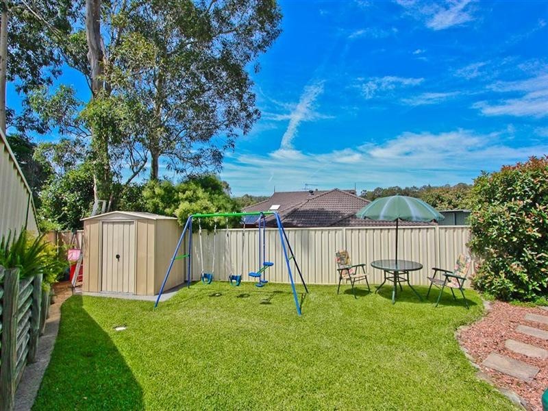 4 Crosbie Close, Maryland NSW 2287