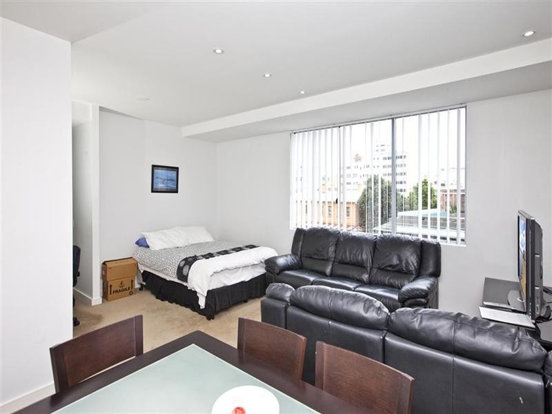 205/4 East Honeysuckle Drive, Newcastle NSW 2300