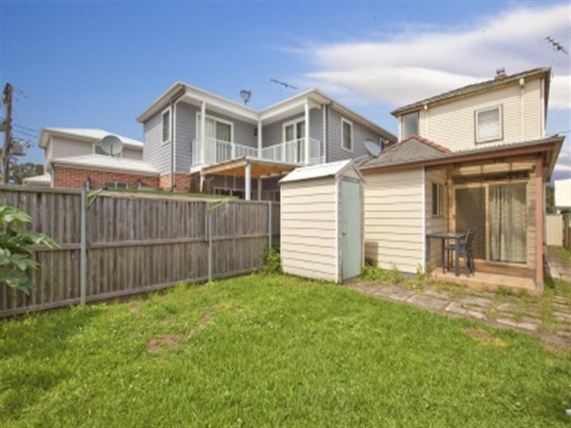 84 Bourke Street, Carrington NSW 2294