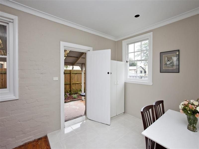 12 Southon Street, Mayfield NSW 2304