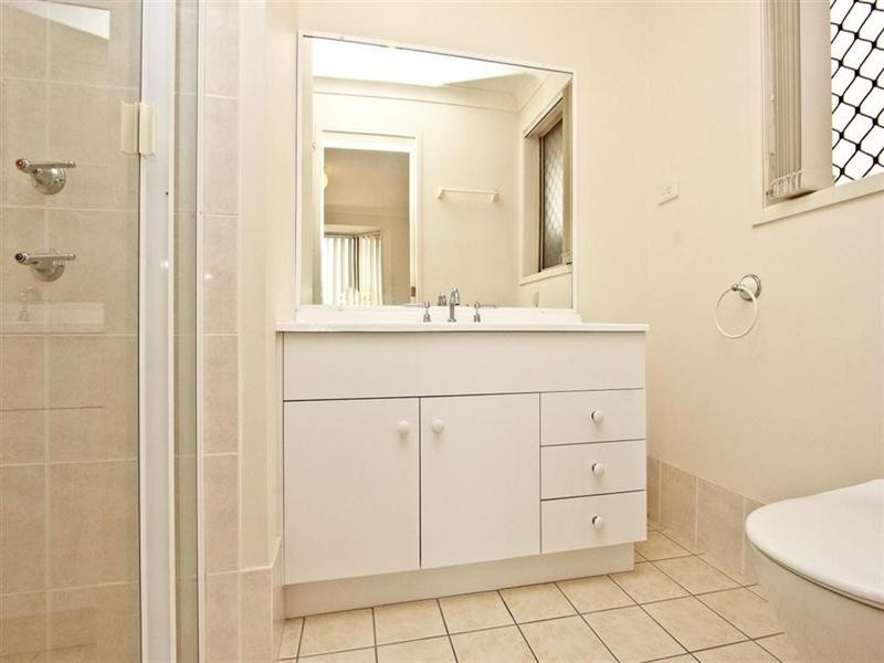 11 Crown Street, Stockton NSW 2295