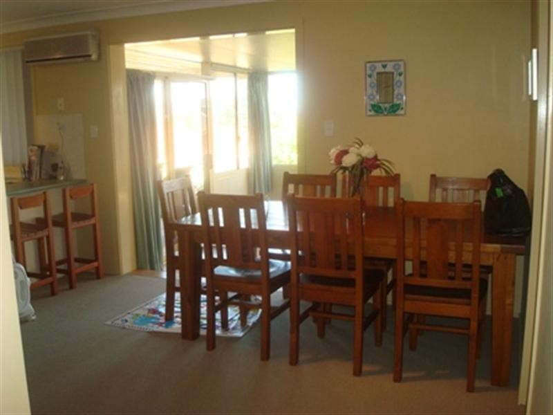 14 Finch Close, Cameron Park NSW 2285