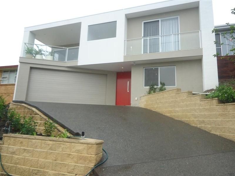27 Ashford Parade, Merewether Heights NSW 2291