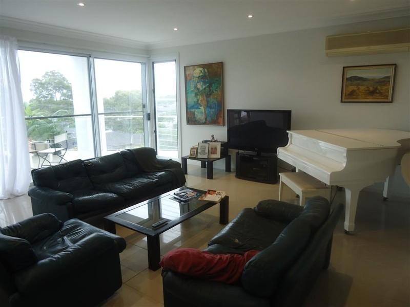 27 Ashford Parade, Merewether Heights NSW 2291