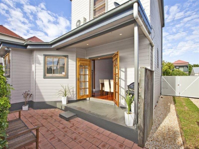 84 Young Street, Carrington NSW 2294
