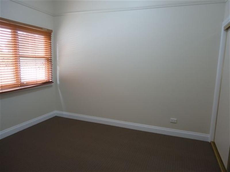 98 Chin Chen Street, Islington NSW 2296