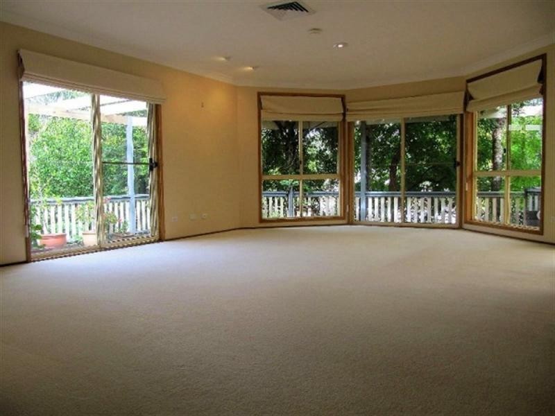 1 The Courtyard, Eleebana NSW 2282