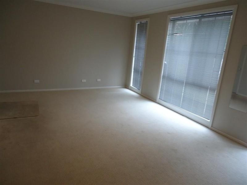 38 Rosewood Crescent, Fletcher NSW 2287