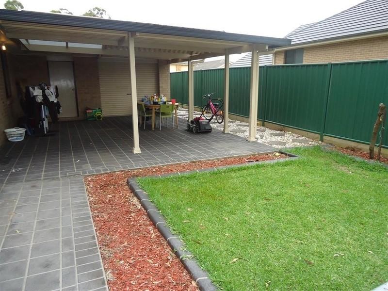 38 Rosewood Crescent, Fletcher NSW 2287