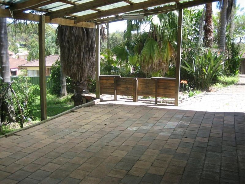 8 Pebmarsh Close, Cardiff South NSW 2285