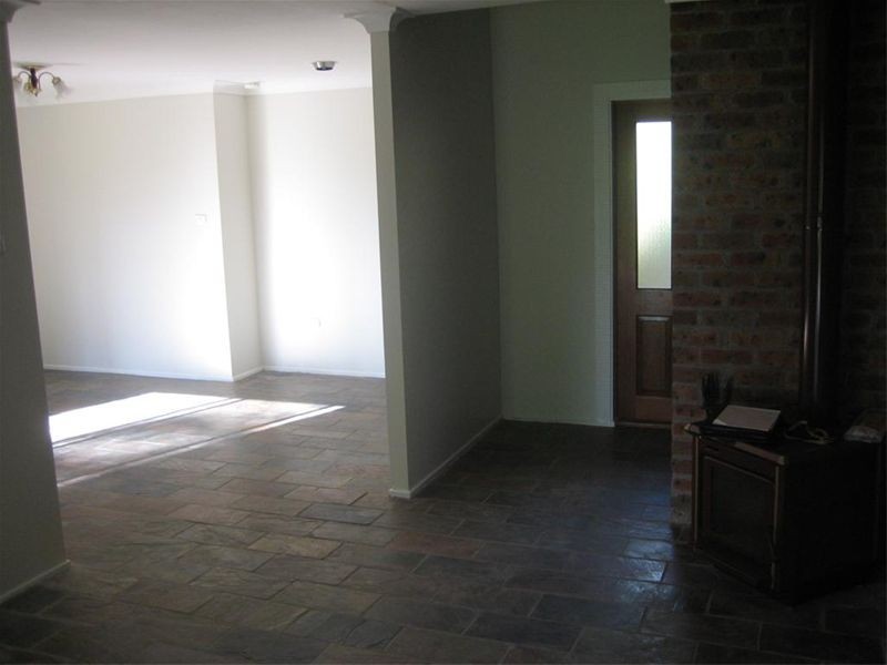 8 Pebmarsh Close, Cardiff South NSW 2285