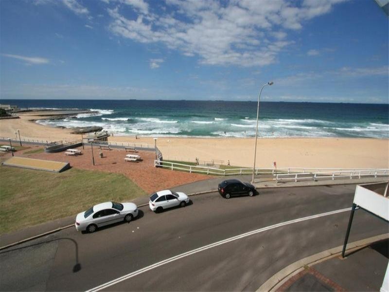 Unit 7 303/61 Shortland Esplanade, Newcastle NSW 2300