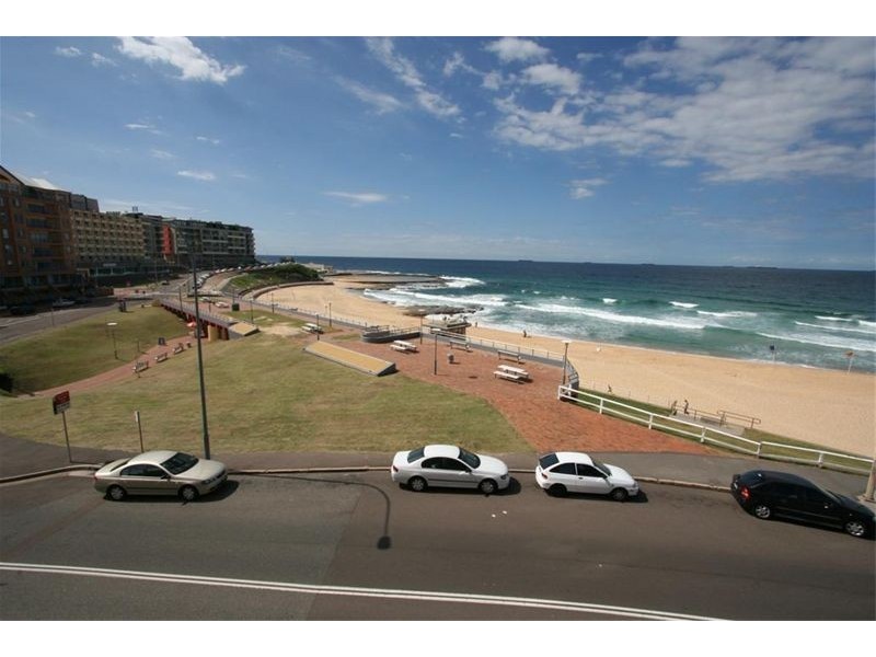 Unit 7 303/61 Shortland Esplanade, Newcastle NSW 2300