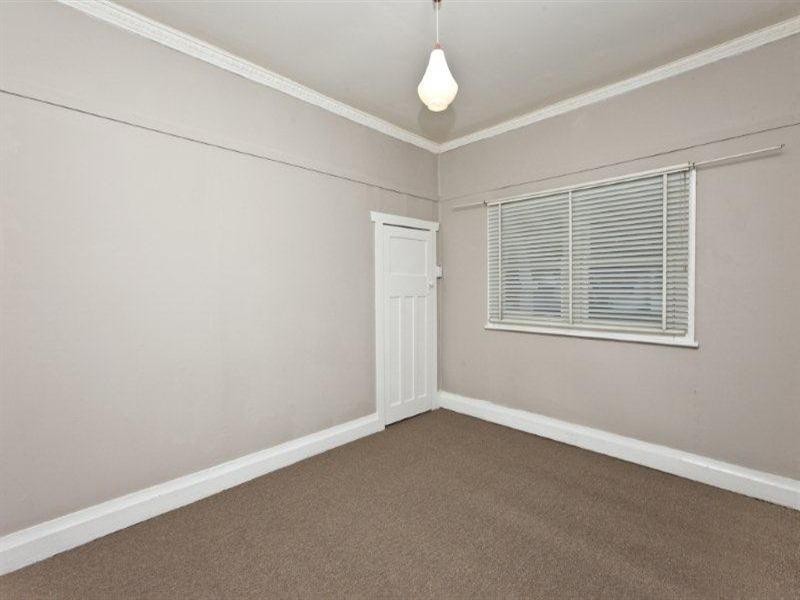 43 Waratah Street, Mayfield NSW 2304