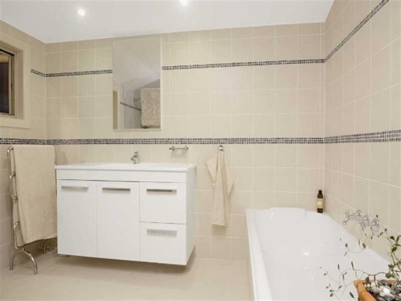 Lostock NSW 2311