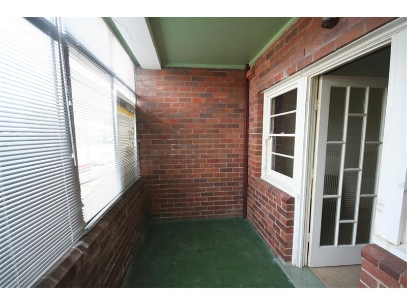 8/76 Parkway Avenue, Cooks Hill NSW 2300