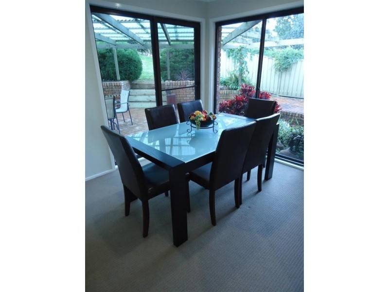 14 Woodside Drive, Eleebana NSW 2282