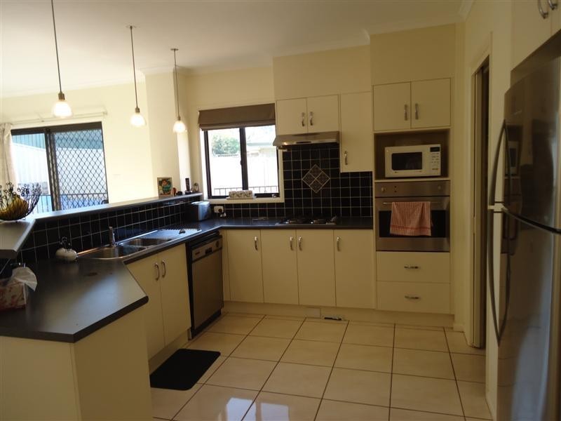 9 Cottonwood Chase, Fletcher NSW 2287