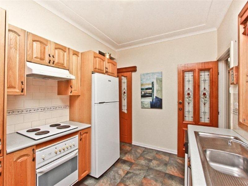 28 Westwood Avenue, Adamstown Heights NSW 2289