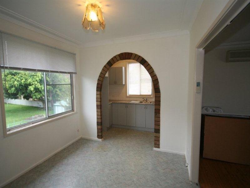 57 John Street, Belmont North NSW 2280